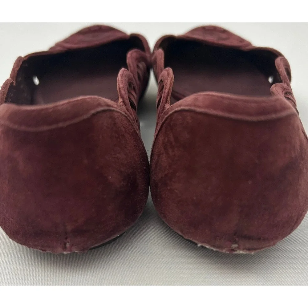 Tory Burch Leyla Flats Womens 6M Burgundy Suede Laser‎ Cut Pointed Toe Heel Flaw